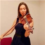 Ofrezco clases particulares presencialmente (cerca de Lleida) o on-line para alumnos de piano y violín, estoy acostumbrads a dar clase en todas las edades. Tengo disponibilitat horaria